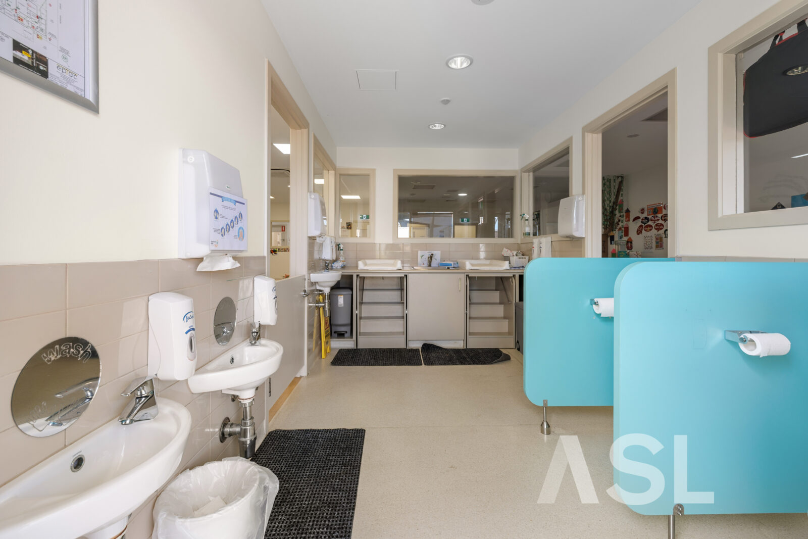 024_Open2view_ID976606-166_-_180_Monash_Drive