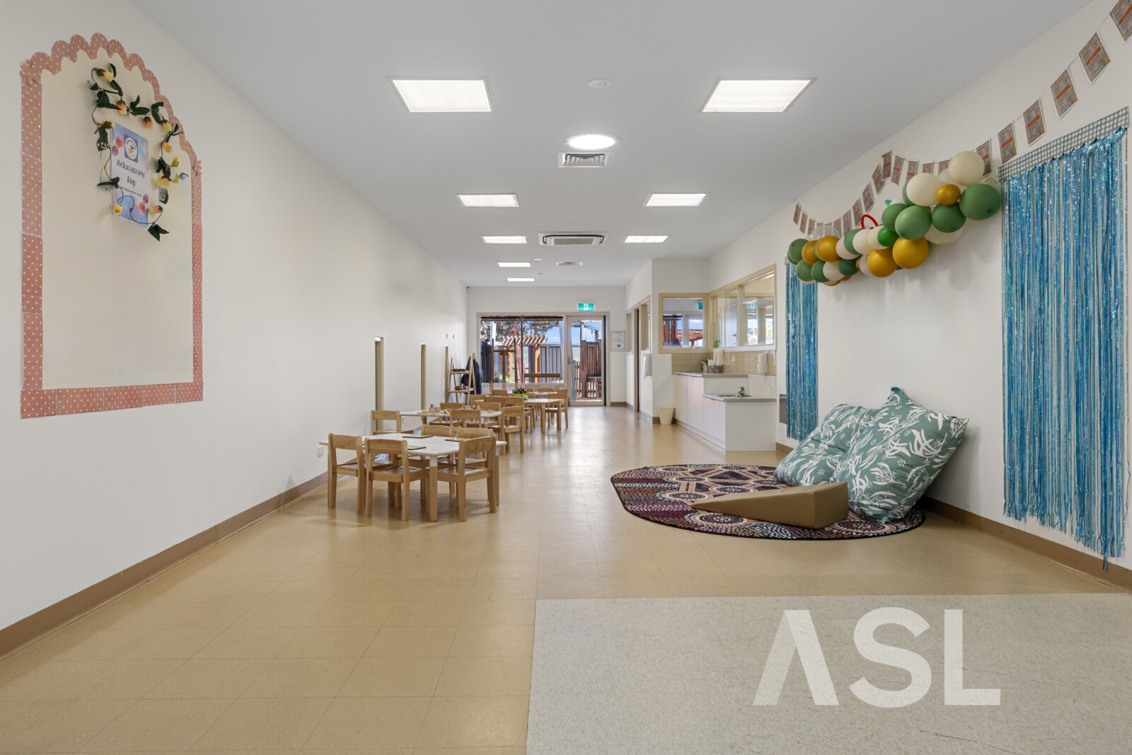 027_Open2view_ID976606-166_-_180_Monash_Drive