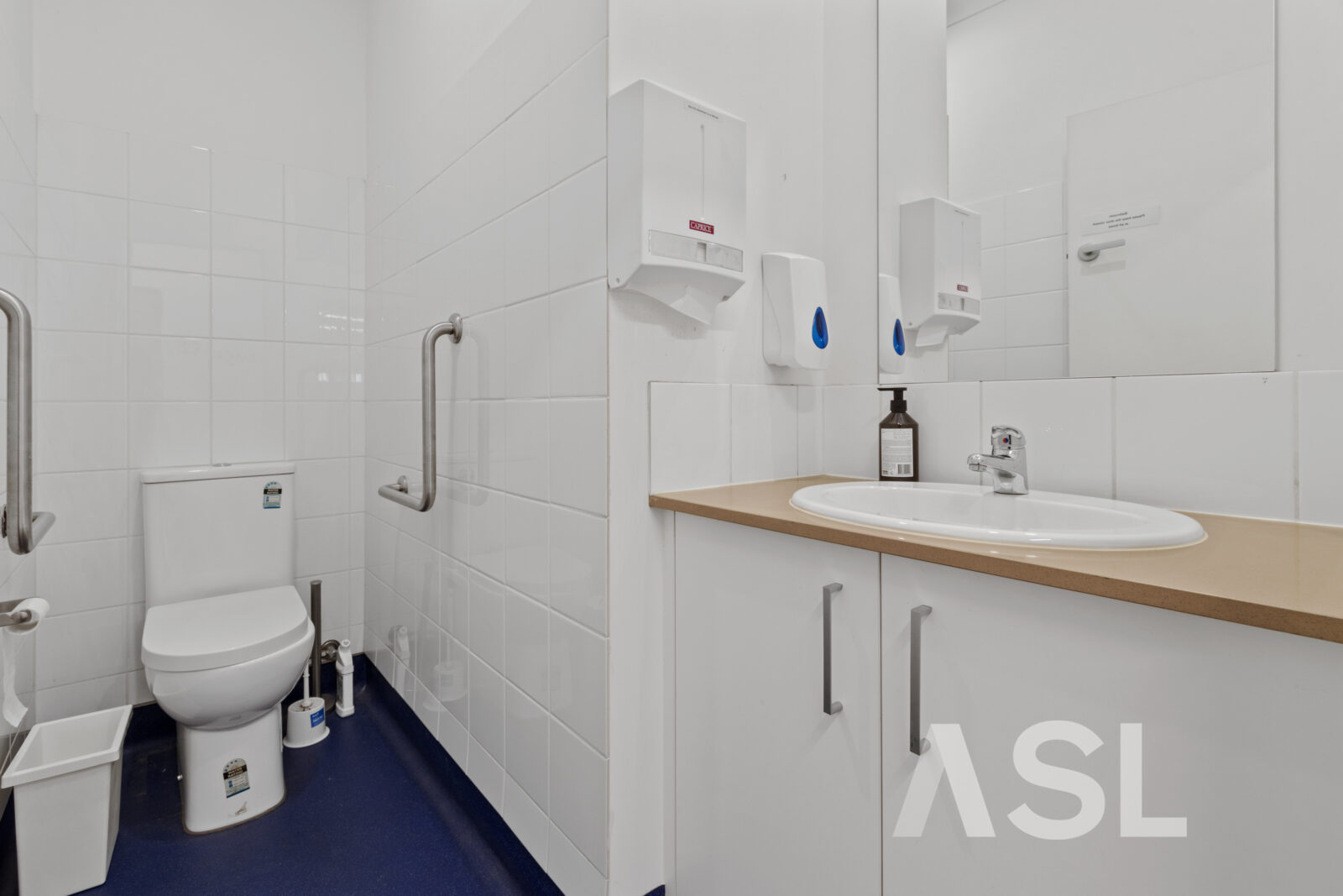 030_Open2view_ID946076-Geelong_Road