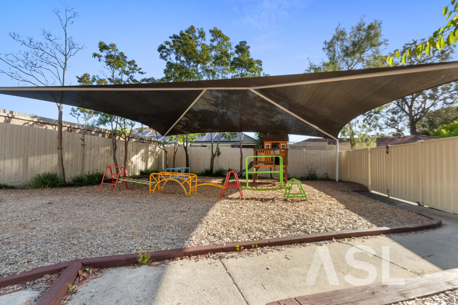 030_Open2view_ID984398-Albert_Avenue