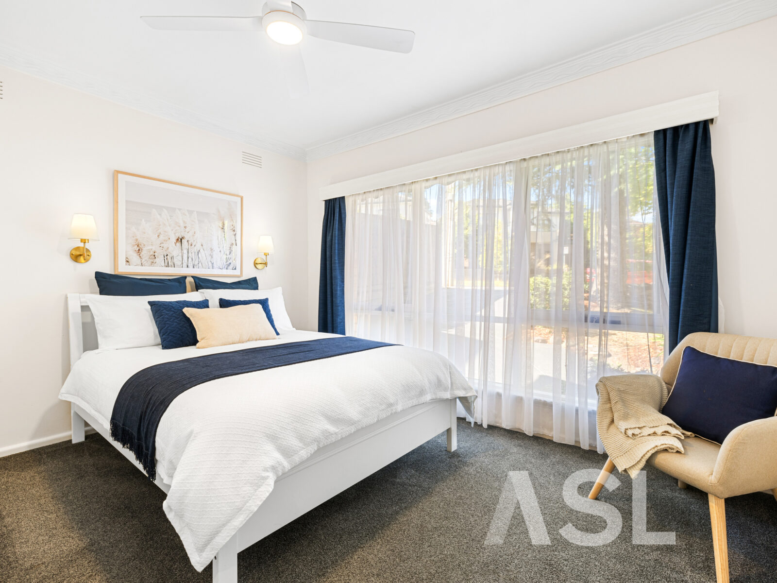 044_Open2view_ID996870-2_Highview_Drive