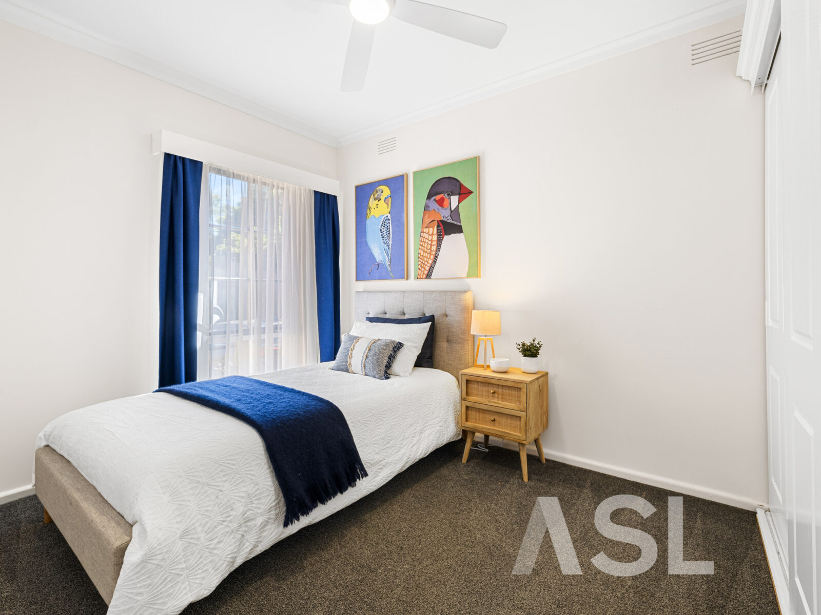 045_Open2view_ID996870-2_Highview_Drive