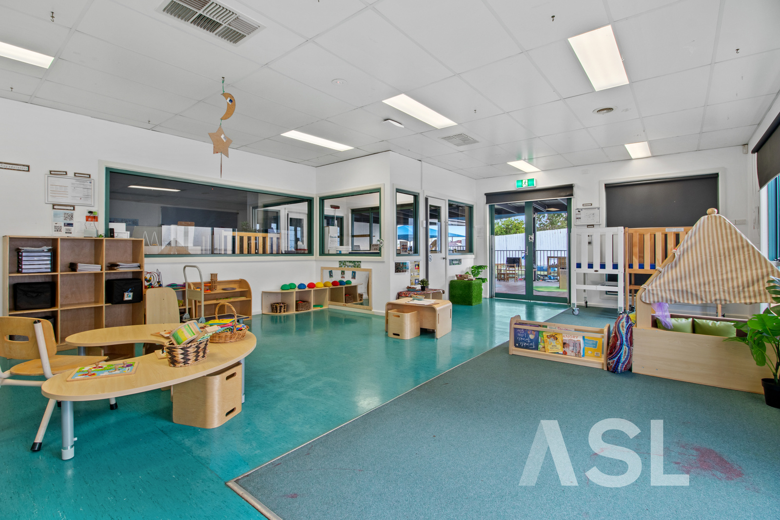 040_Open2view_ID1002013-141_-_143_Princes_Highway