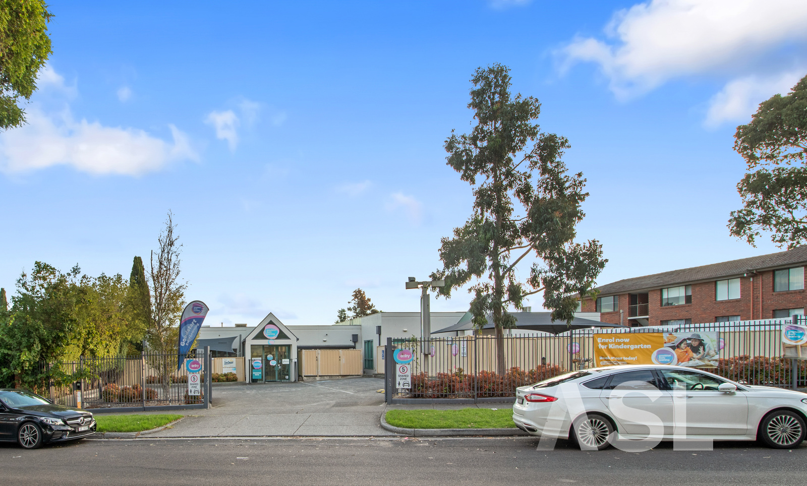 045_Open2view_ID1002013-141_-_143_Princes_Highway