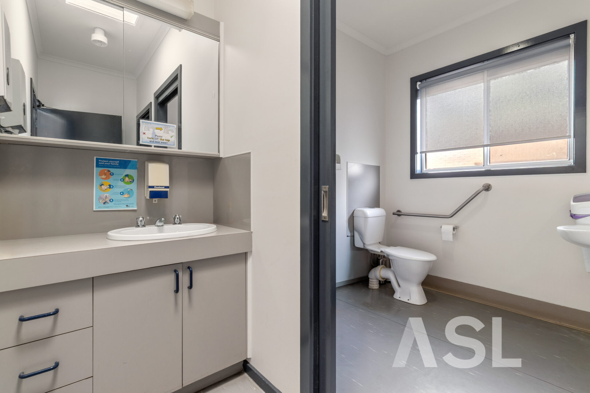022_Open2view_ID1014568-Clifton_Drive