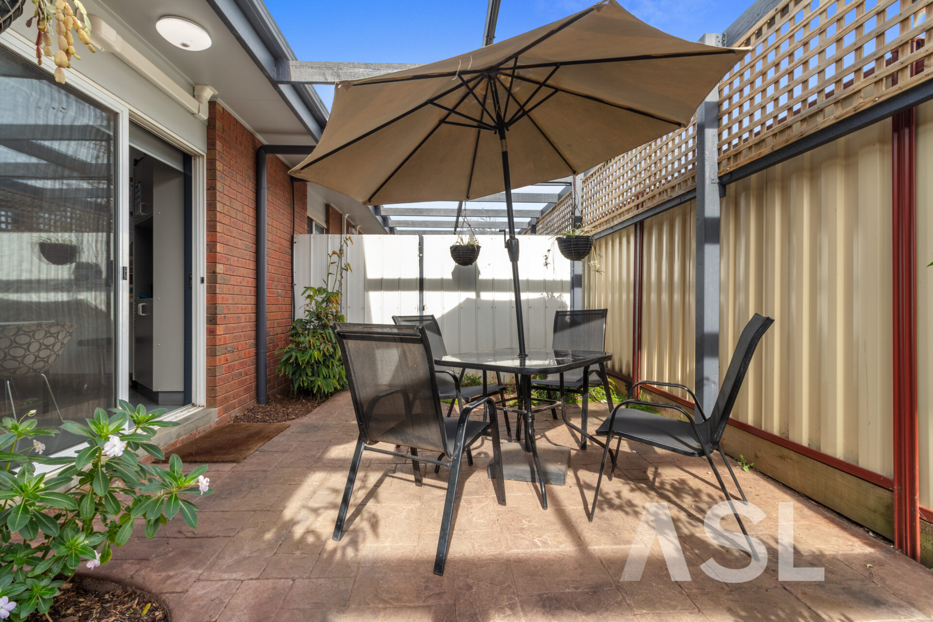 035_Open2view_ID1014568-Clifton_Drive
