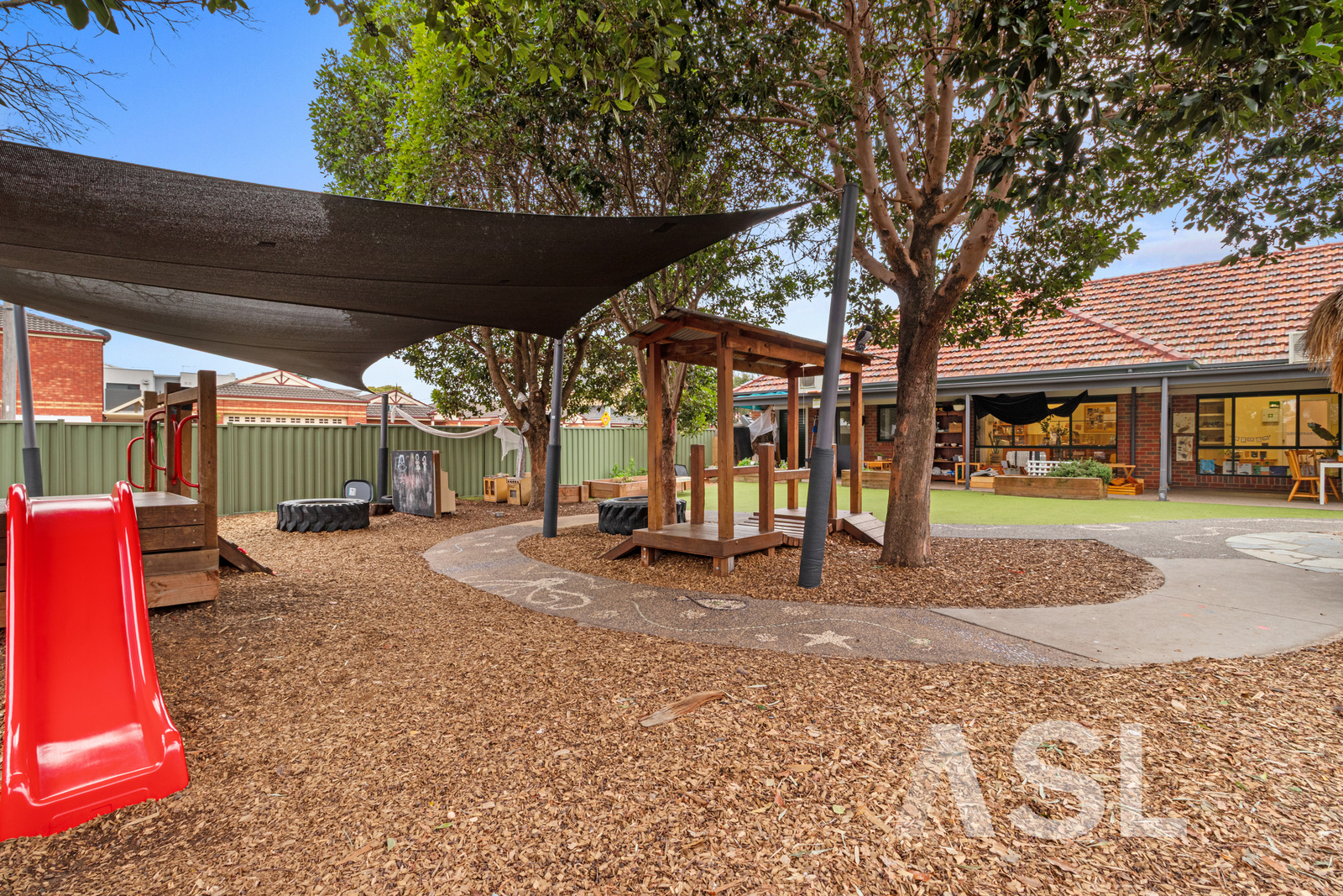040_Open2view_ID1021653-Cumberland_Road