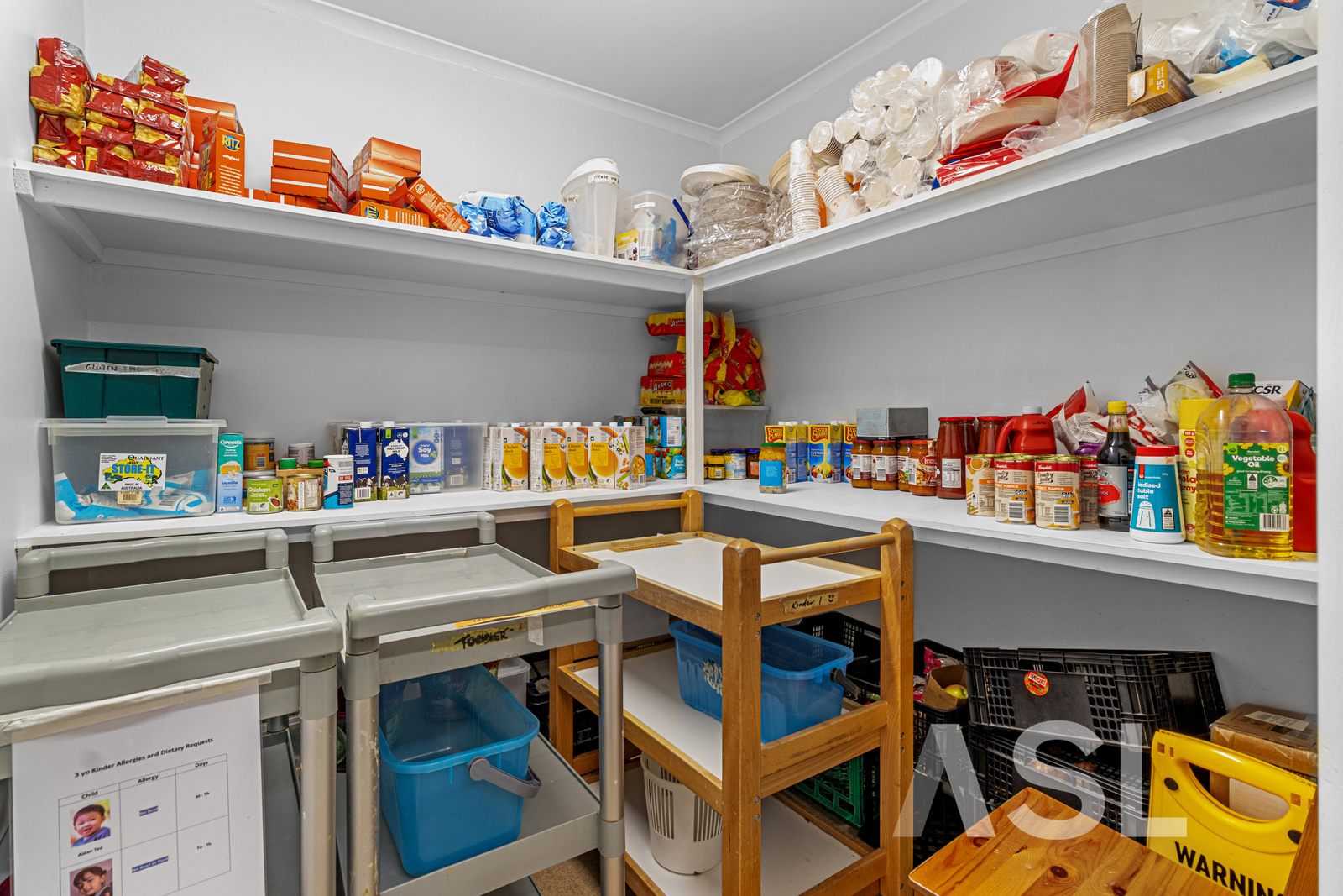 030_Open2view_ID1023488-247_-_249_High_Street