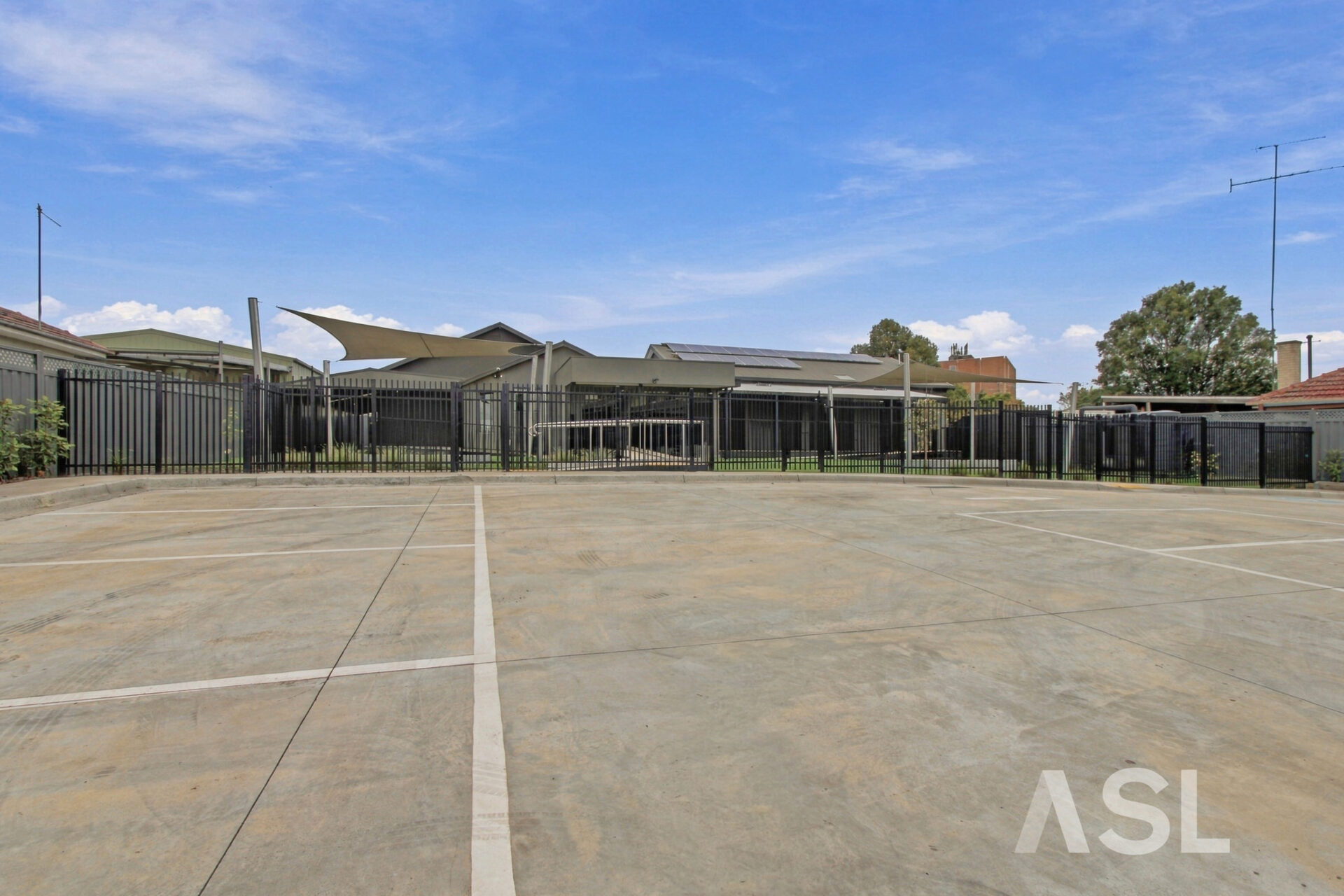 001_Open2view_ID1040266-6-8_Winifred_Street_-_Morwell