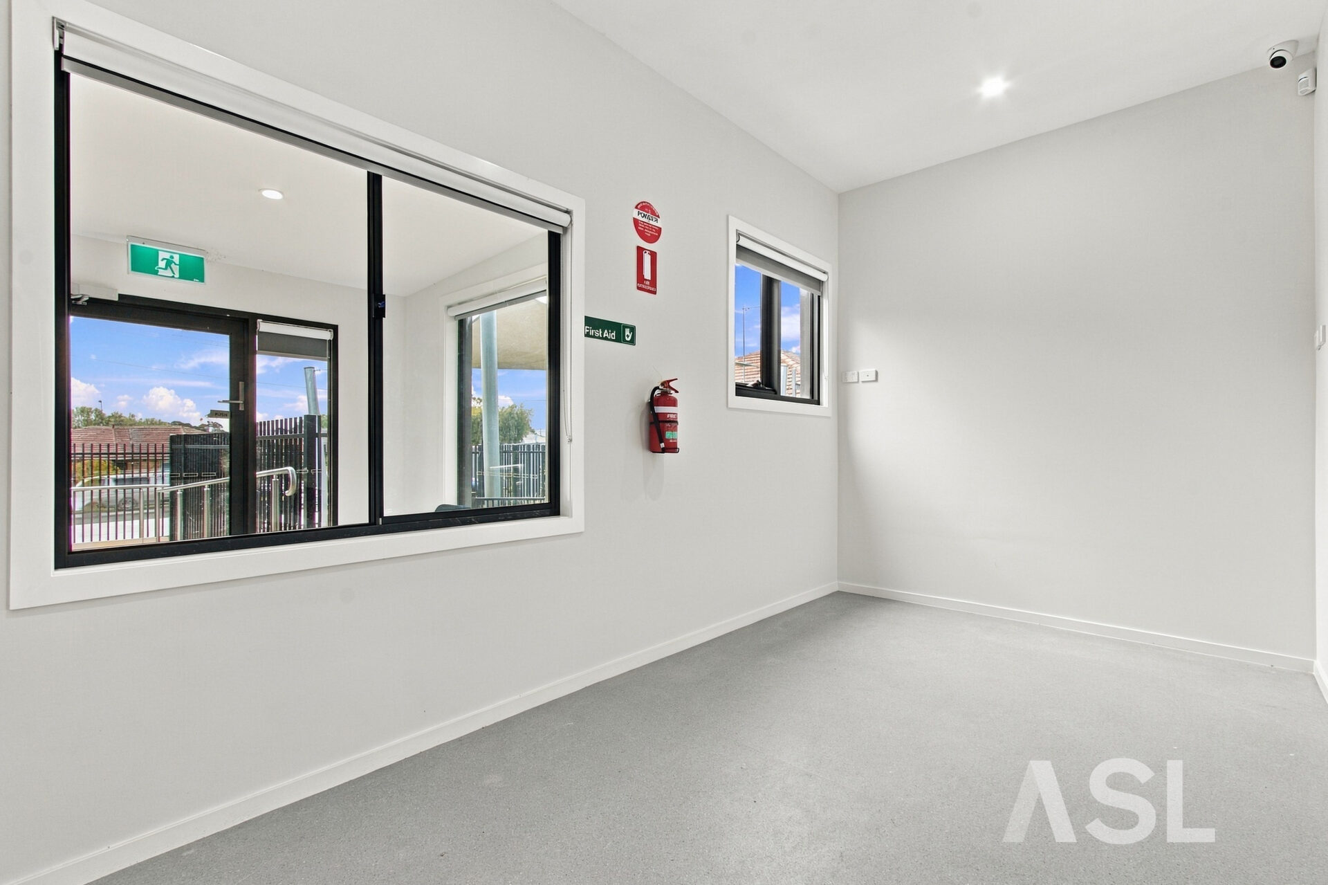 002_Open2view_ID1040266-6-8_Winifred_Street_-_Morwell