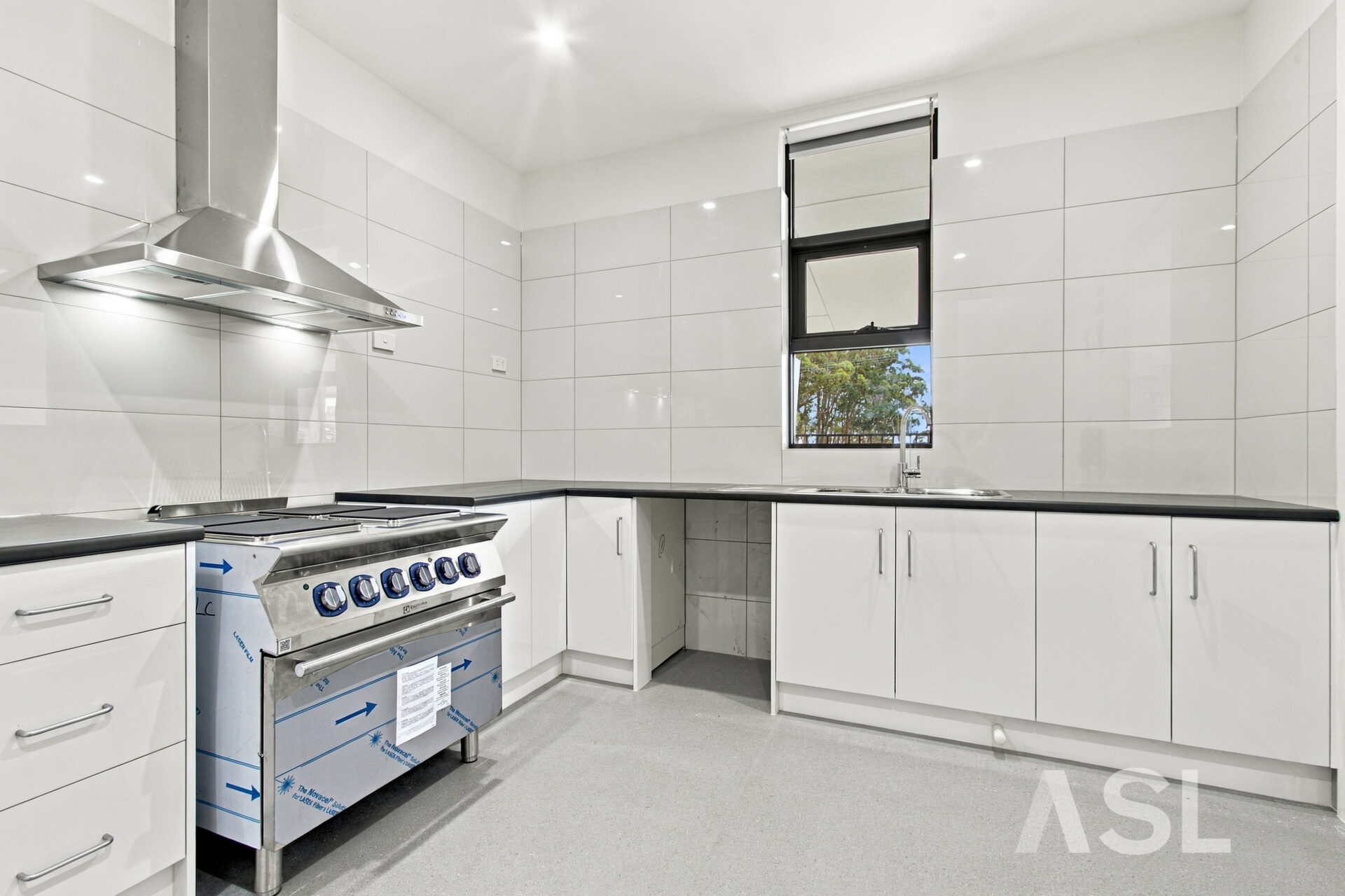004_Open2view_ID1040266-6-8_Winifred_Street_-_Morwell