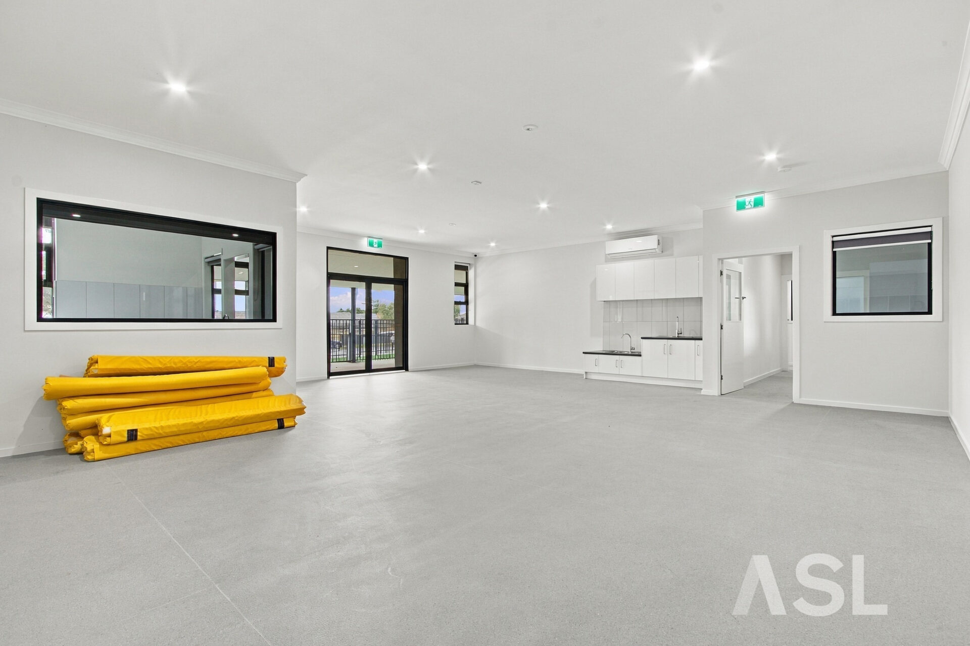 008_Open2view_ID1040266-6-8_Winifred_Street_-_Morwell
