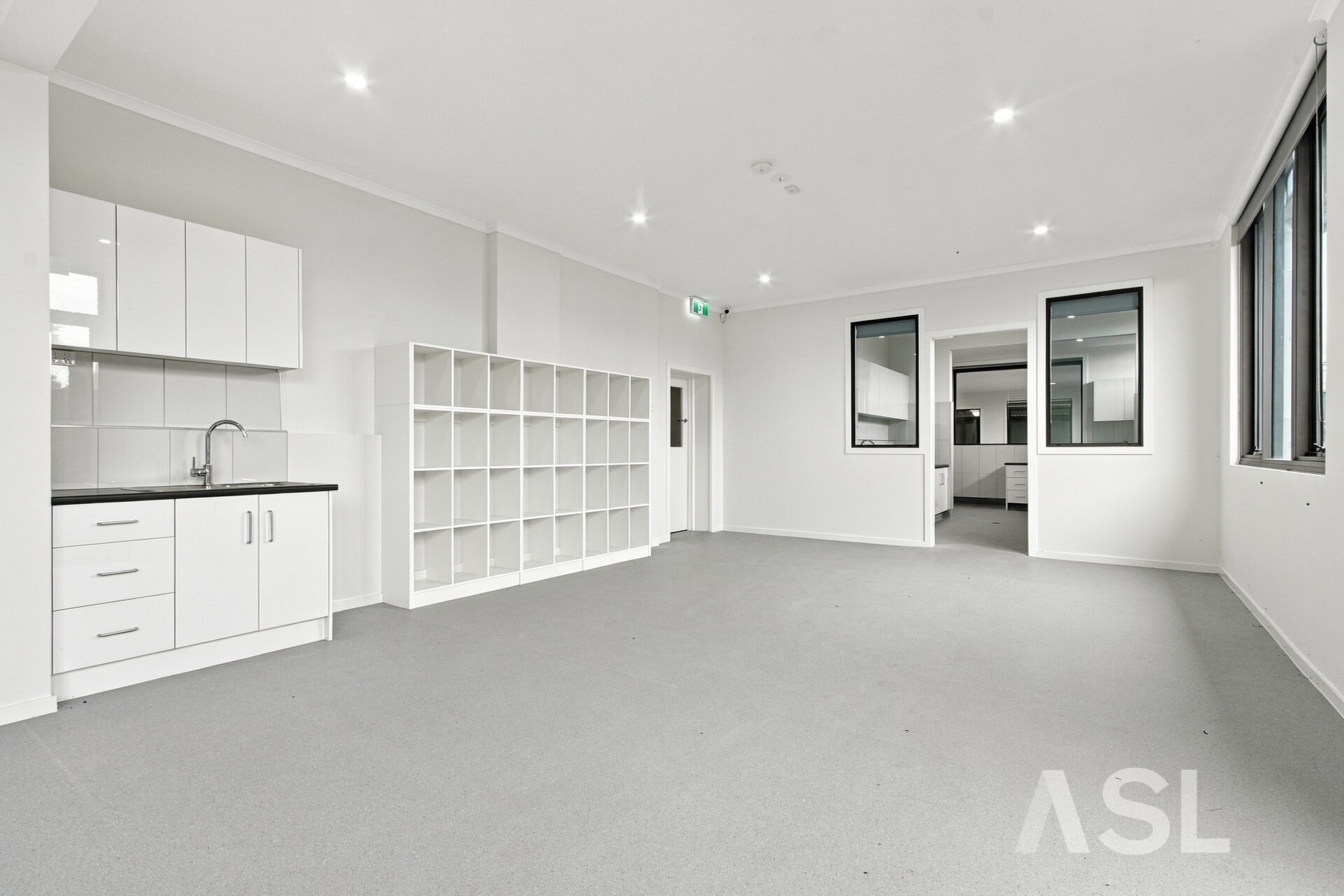 012_Open2view_ID1040266-6-8_Winifred_Street_-_Morwell