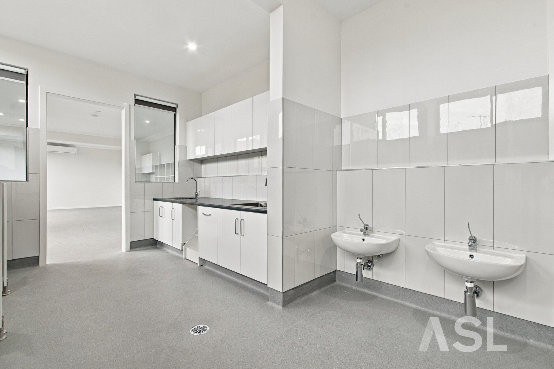 014_Open2view_ID1040266-6-8_Winifred_Street_-_Morwell