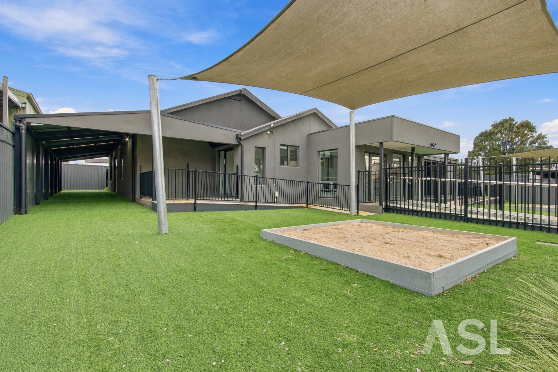 020_Open2view_ID1040266-6-8_Winifred_Street_-_Morwell