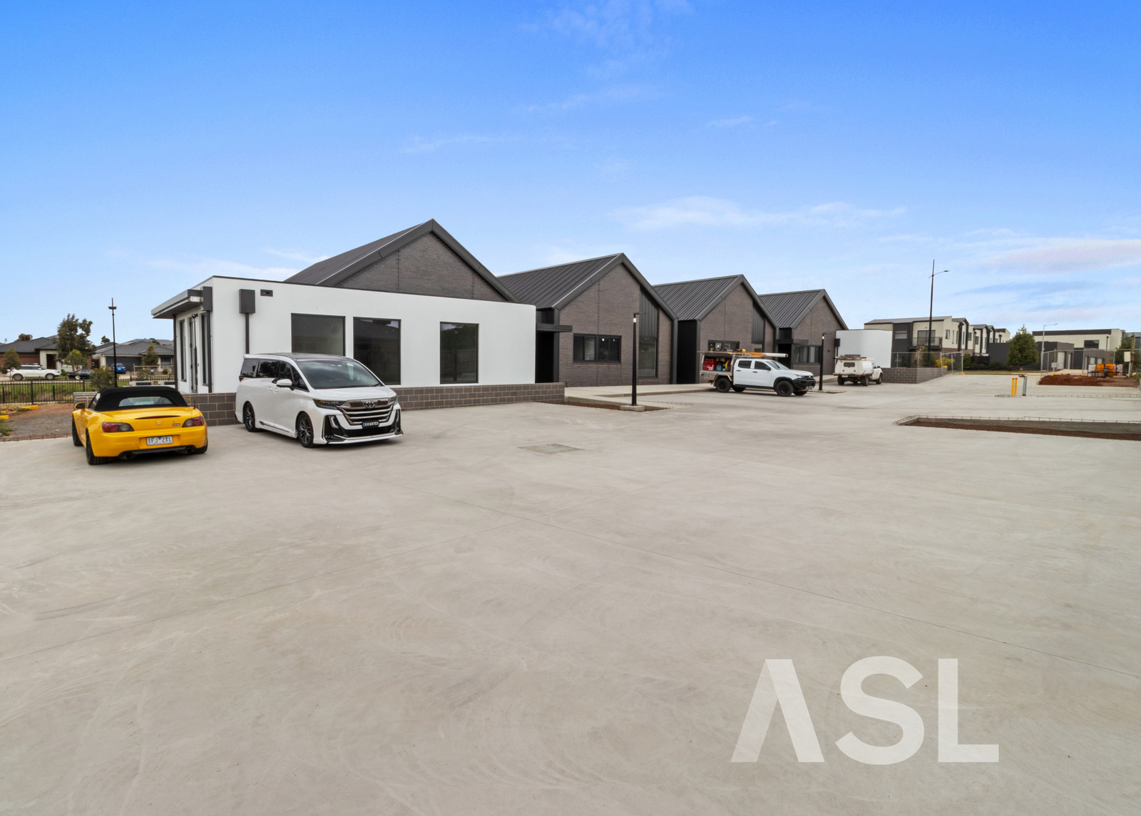 046_Open2view_ID1038947-95_Wiltshire_Boulevard